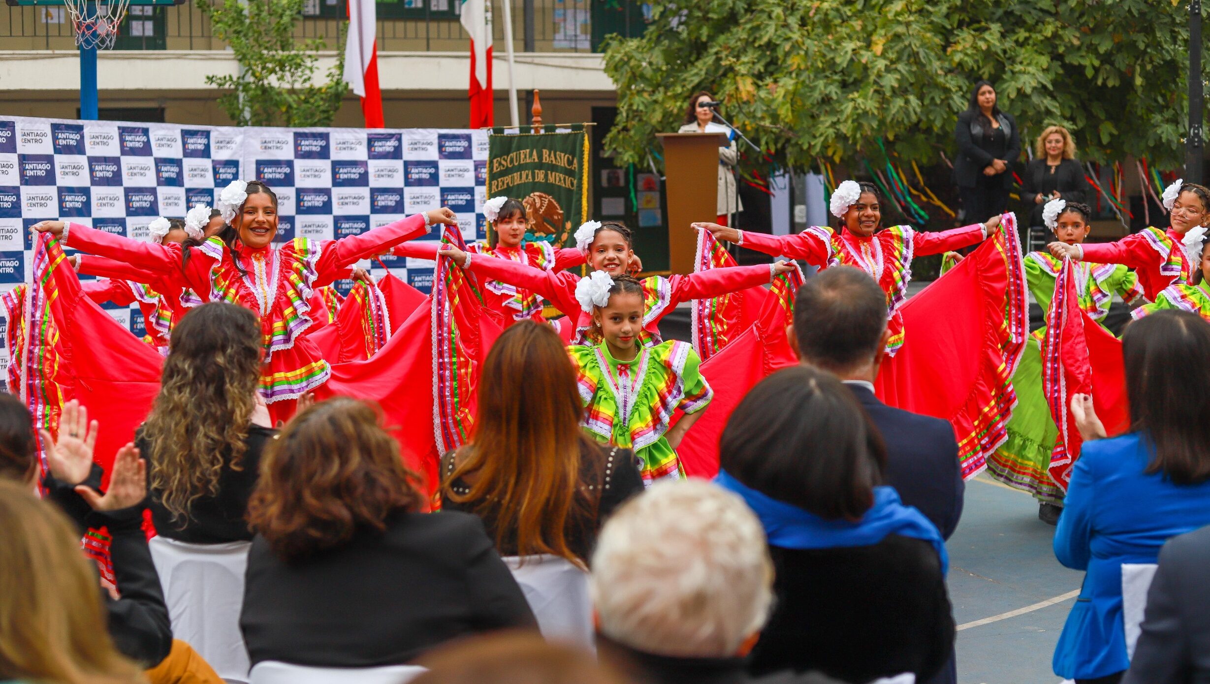 SLEP Santiago Centro presentó propuesta educativa  ante la comunidad escolar