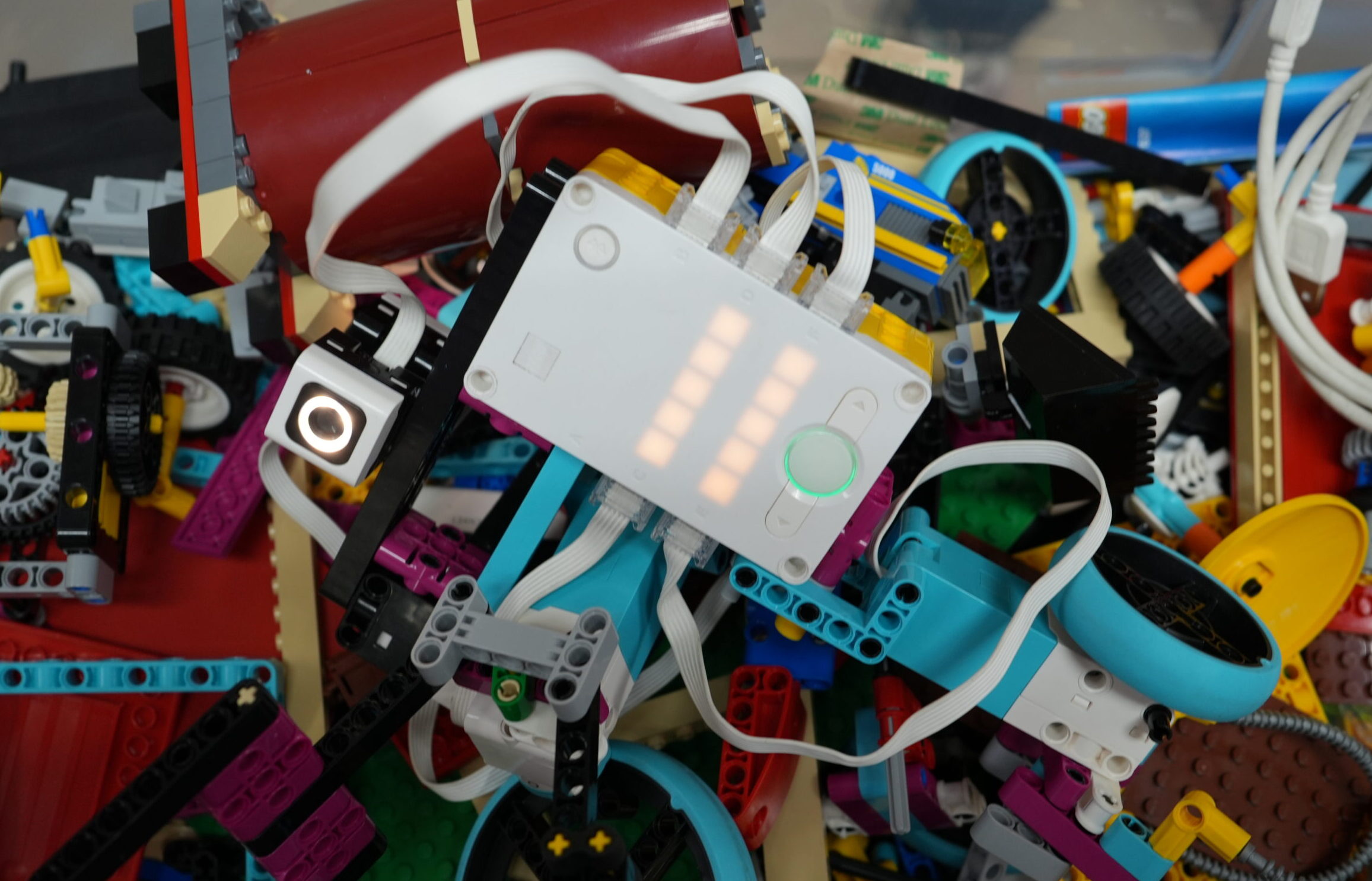 El inspirador Taller de Robótica en la Escuela Israel