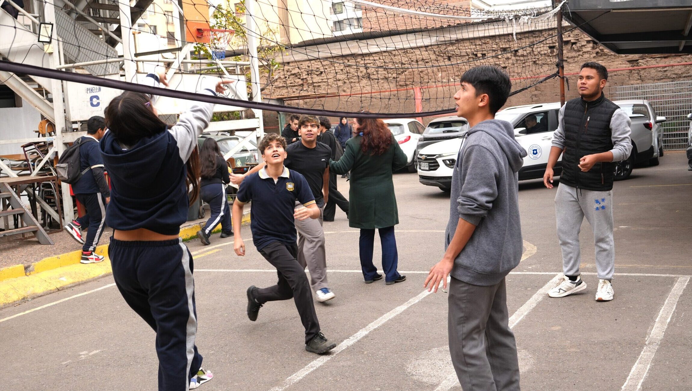 Liceo Miguel de Cervantes impulsa campaña «presente y a tiempo»
