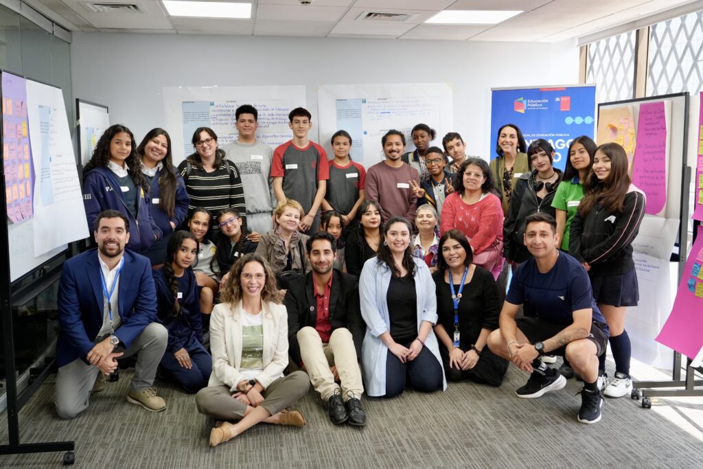 Estudiantes escuelas y Liceos Taller octubre 5