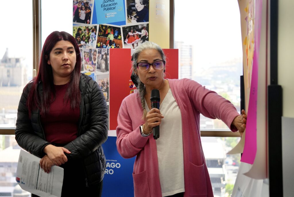 Estudiantes escuelas y Liceos Taller octubre 5