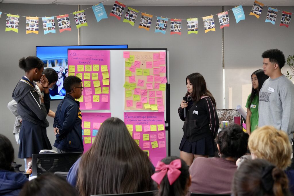 Estudiantes escuelas y Liceos Taller octubre 5