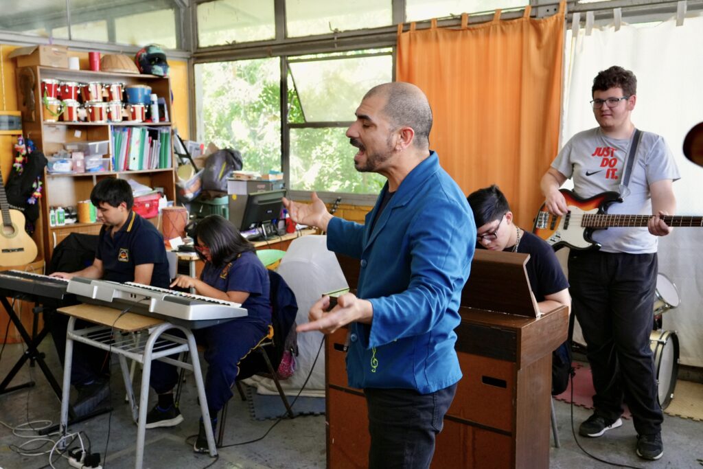 Global Teacher Price SLEP Santiago Centro