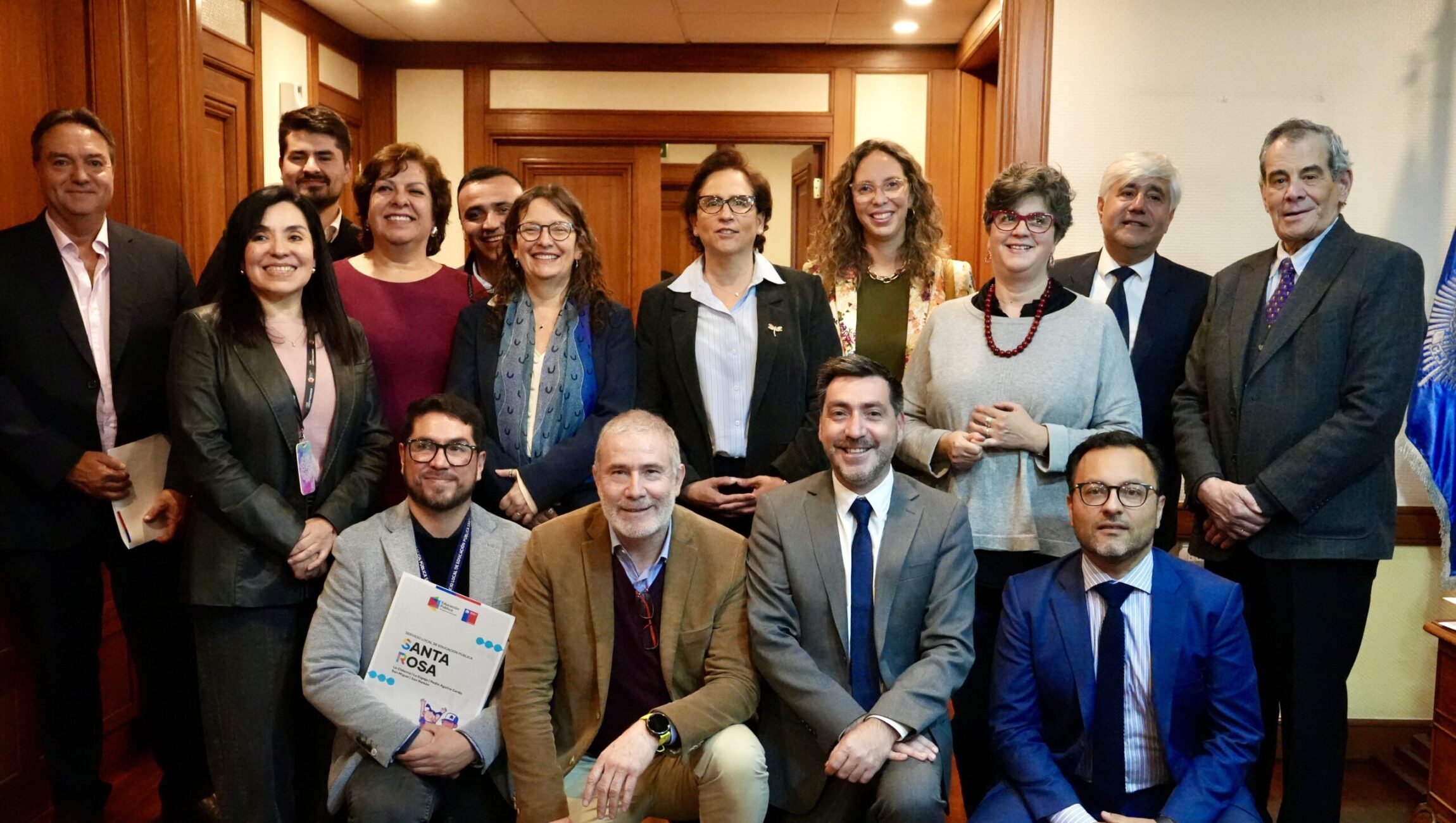 Mesa intersectorial refuerza coordinación para prevenir la violencia en entornos escolares de la RM